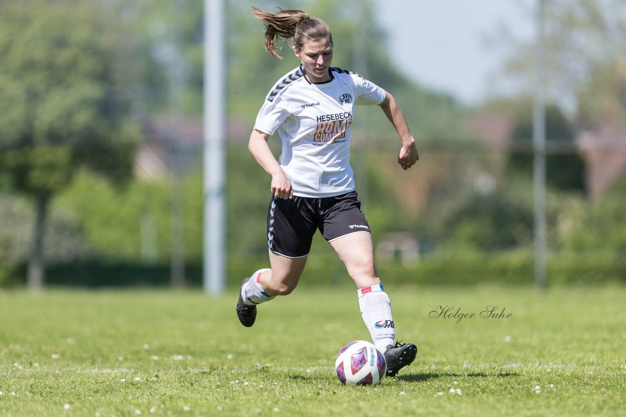 Bild 214 - F SV Henstedt Ulzburg - SV Fortuna Boesdorf : Ergebnis: 3:1